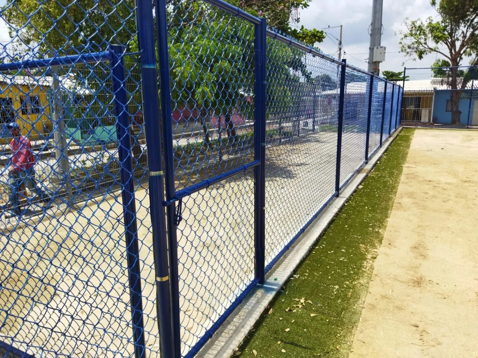 ¿Por qué elegir la malla eslabonada para cerramientos perimetrales?